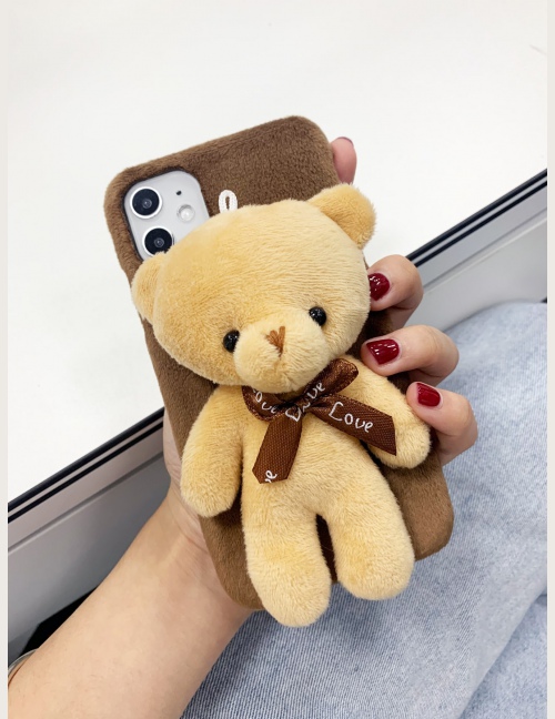 Pluszowe etui na iPhone'a z dekoracją misia