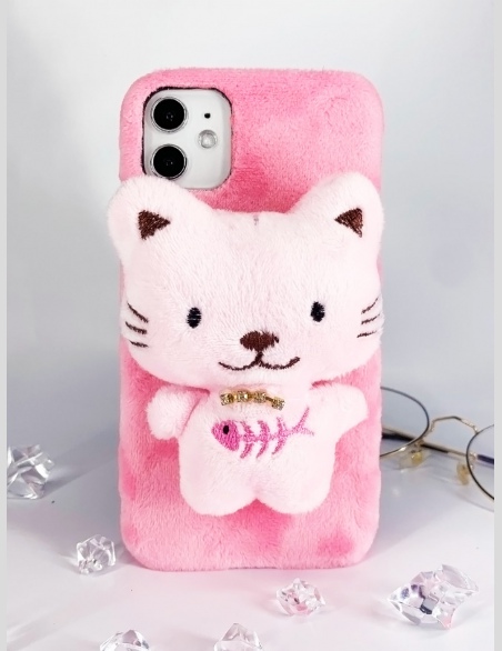 Pluszowe etui na iPhone'a z dekoracją kota