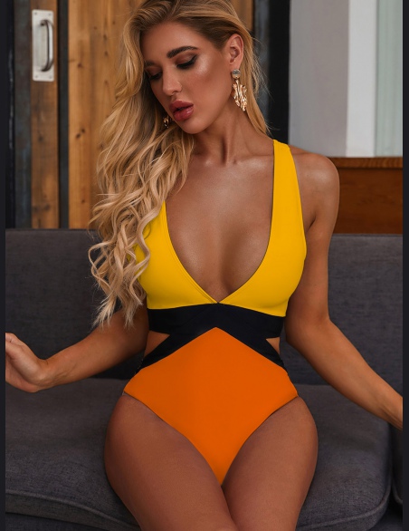 Bluzka z wycięciem w talii Monokini