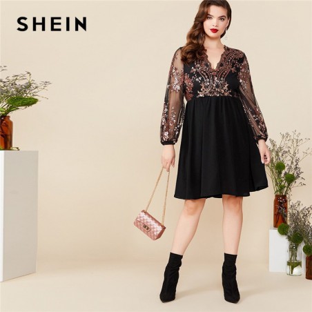 SHEIN Plus rozmiar czarny V...