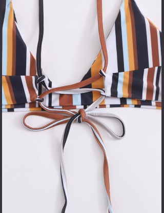 Bezczelny strój kąpielowy bikini w paski